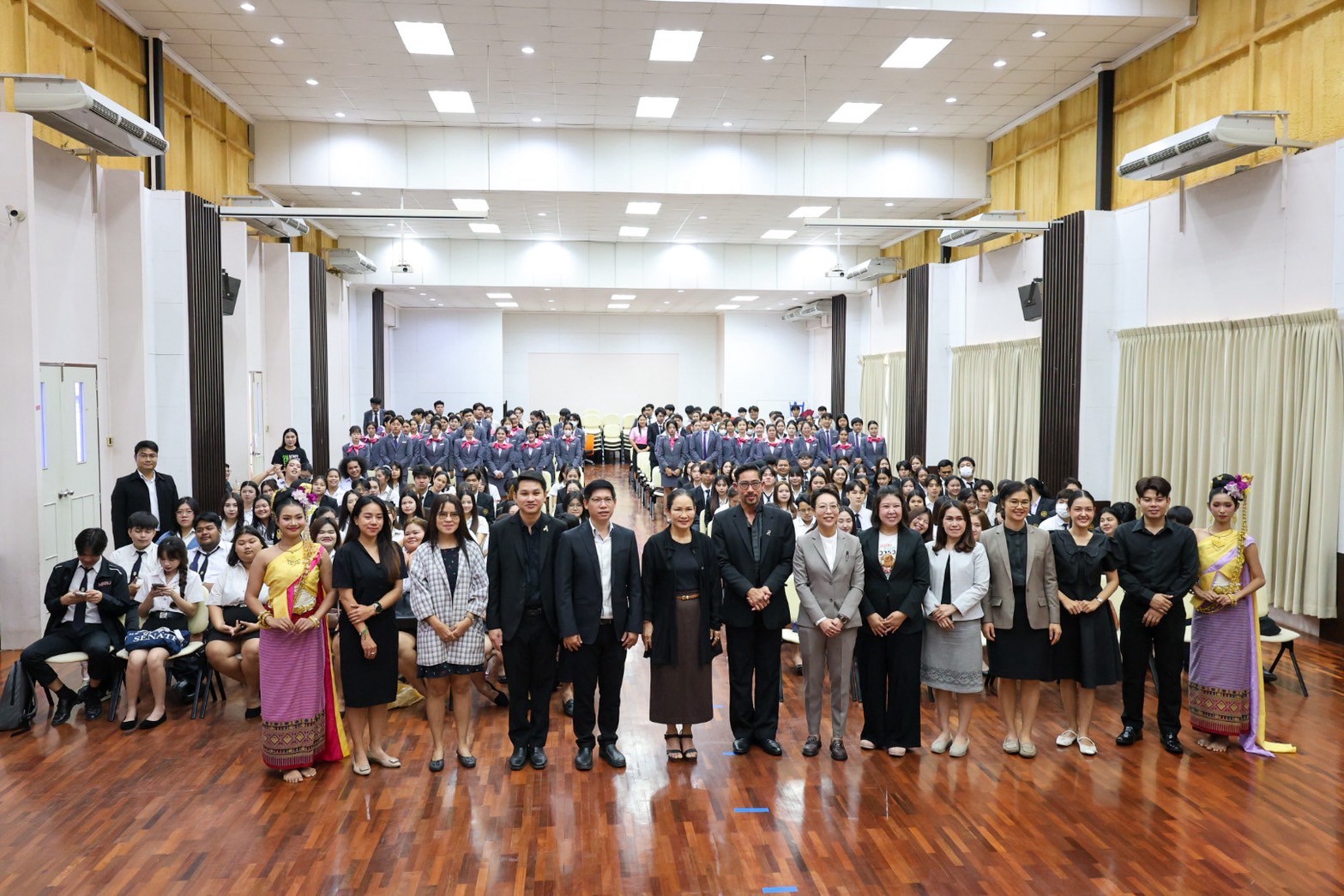 คณะมนุษยศาสตร์และสังคมศาสตร์ มรน. จัดปัจฉิมนิเทศนักศึกษา เตรียมบัณฑิตรุ่นใหม่ก้าวสู่เส้นทางอาชีพอย่างมั่นใจ