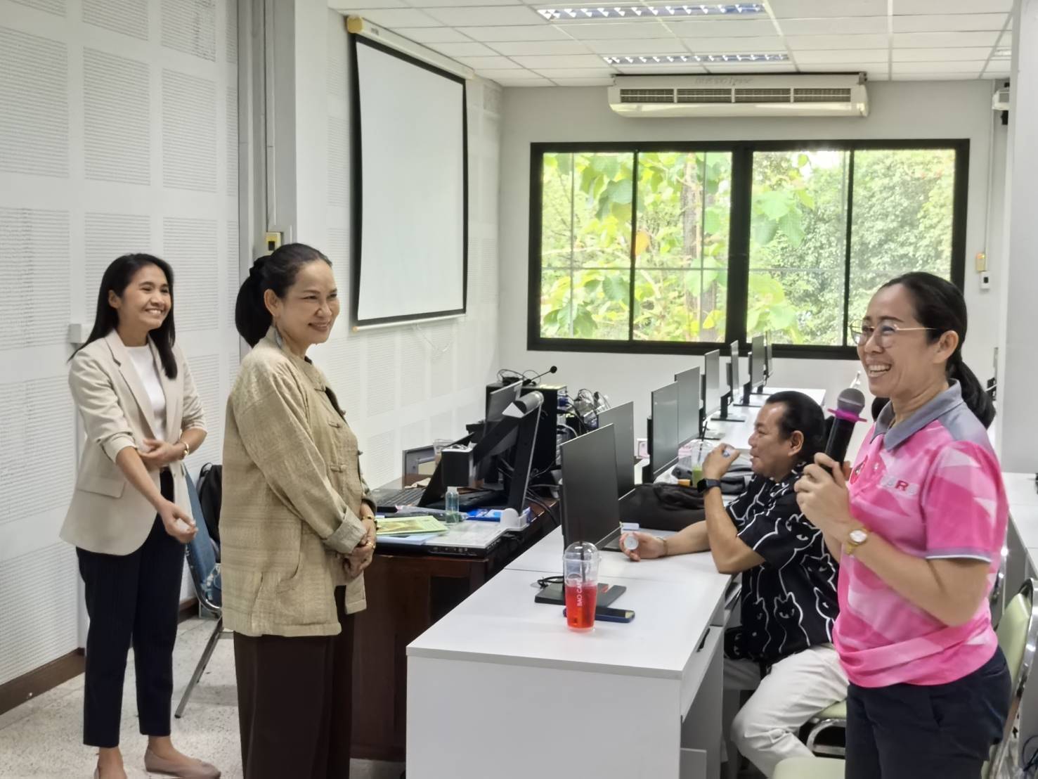 การอบรมหลักสูตรระยะสั้น“การพัฒนาแอปพลิเคชัน (Application)เพื่อจัดการข้อมูลชุมชนท้องถิ่นบนมือถือ ด้วยแพลตฟอร์ม AppSheet