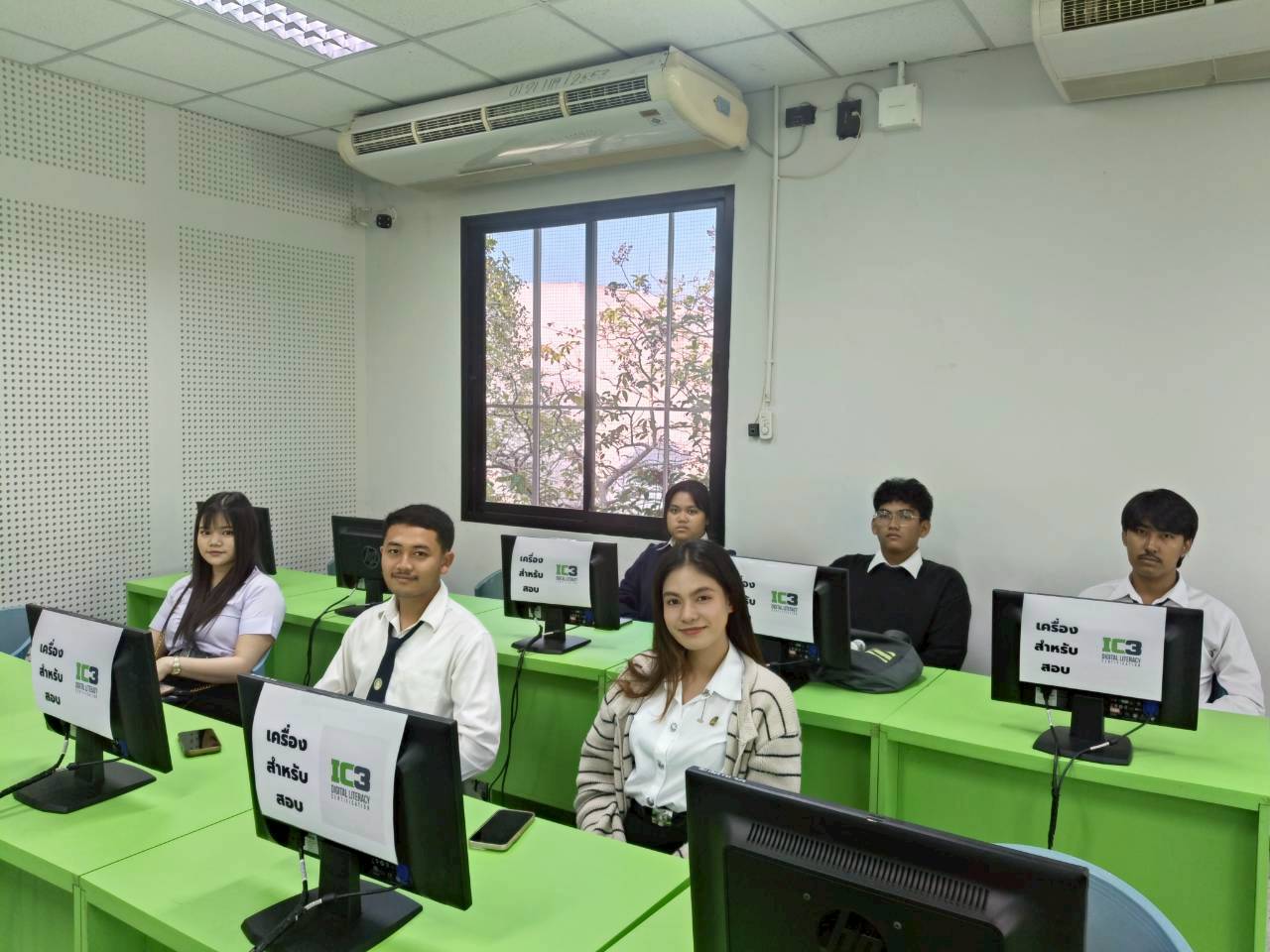 นักศึกษารัฐประศาสนศาสตร์และดิจิทัลอาร์ต เข้าร่วมอบรมพัฒนาทักษะดิจิทัลมาตรฐานสากล IC3