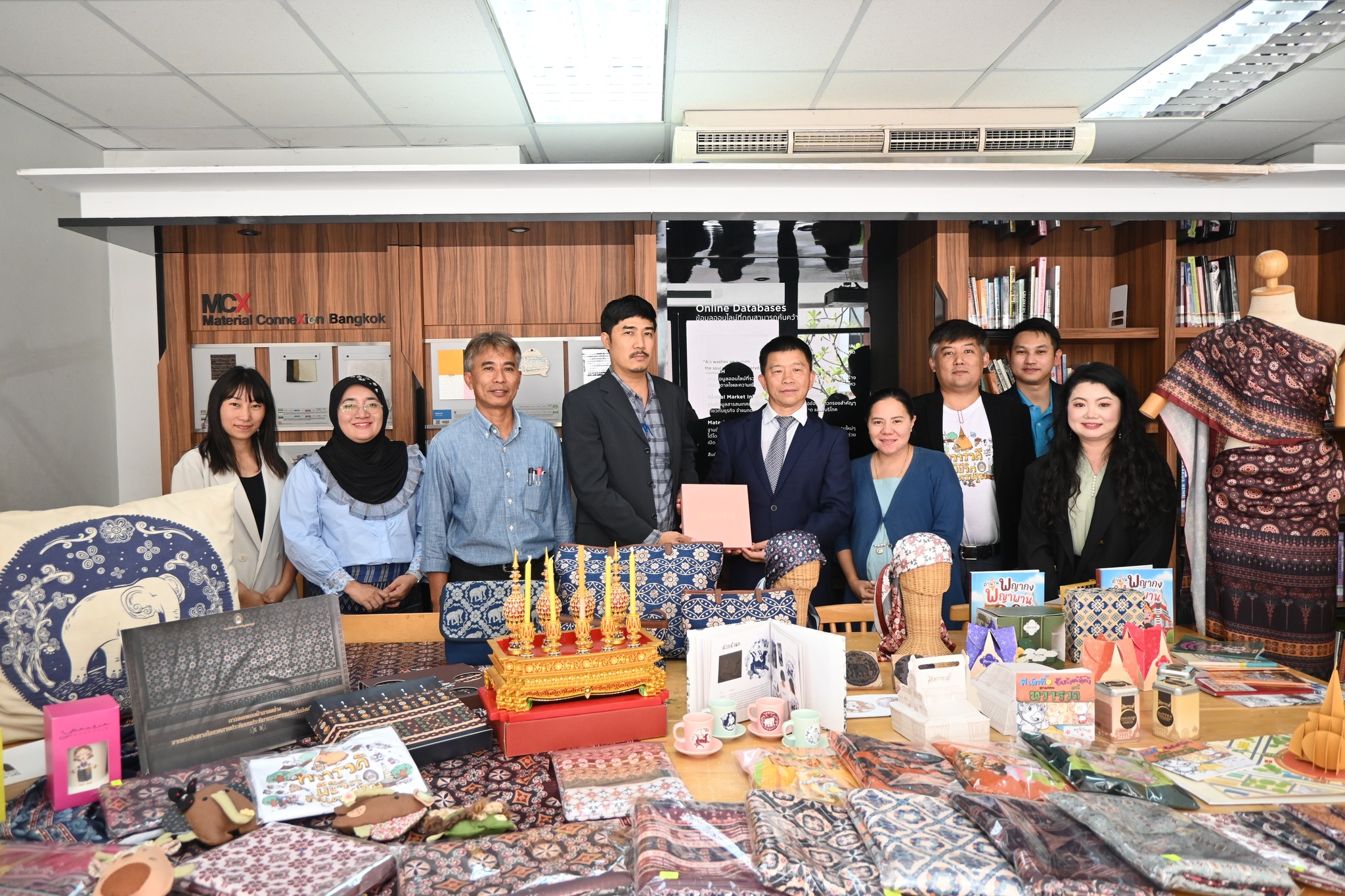 ต้อนรับคณะผู้บริหารจาก Southwest Forestry University นำโดย Professor He Xinyuan คณบดีวิทยาลัยภาษาต่างประเทศและวิทยาลัยนานาชาติ พร้อมคณะ
