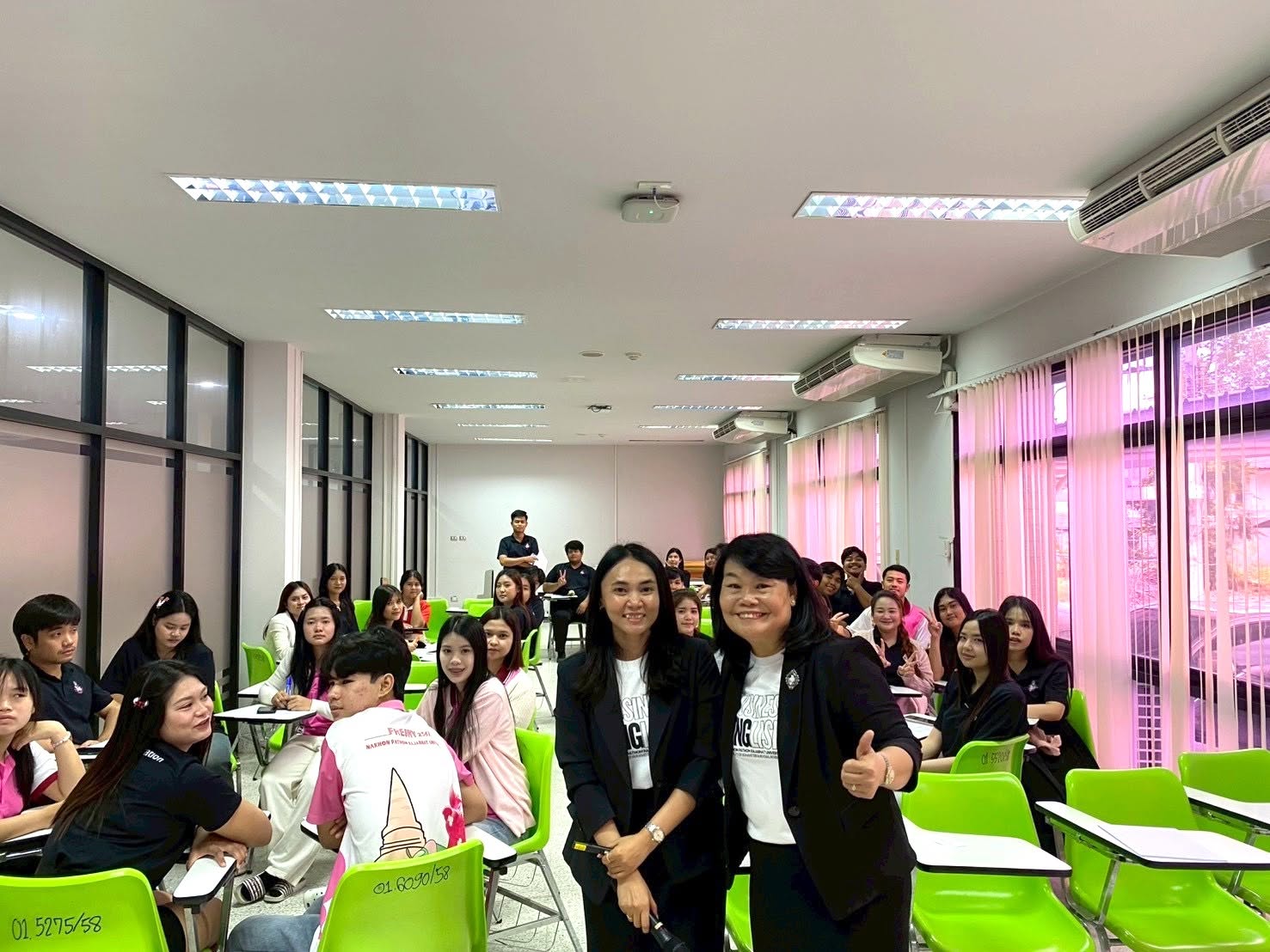 คณะมนุษยศาสตร์และสังคมศาสตร์ จัดโครงการพัฒนาทักษะการสื่อสารภาษาอังกฤษ “Impact Pitching: Selling Ideas that Matter”
